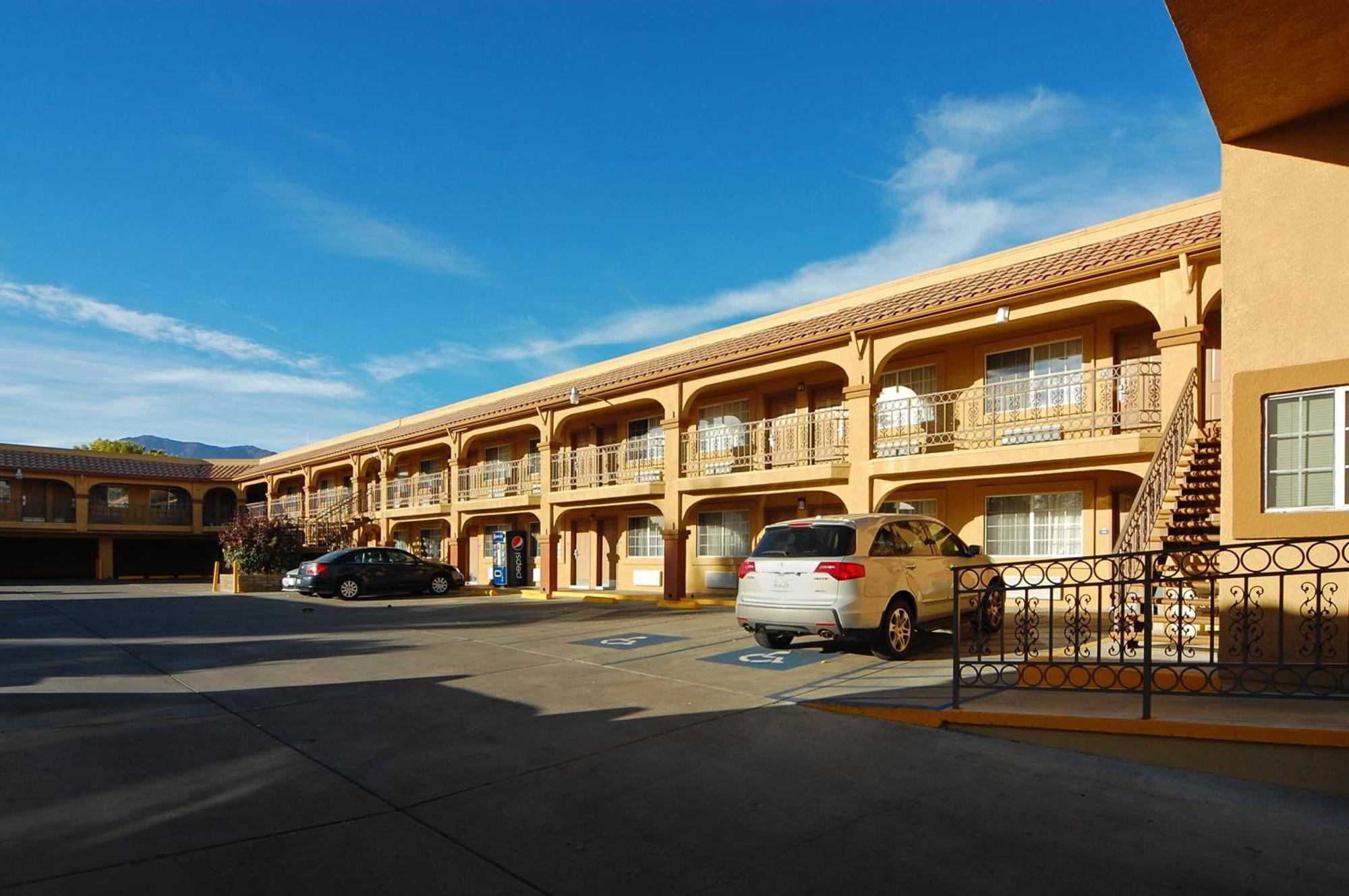 Days Inn By Wyndham Bishop Exterior foto